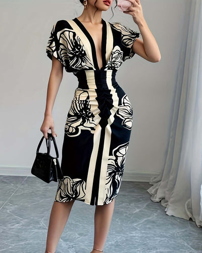 Claires | Chic Pleated Dress